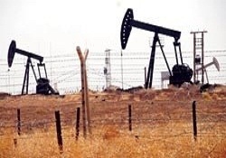 Suriye 250 kuyuda petrol üretimini durdurdu