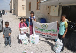 İHH, Ramazan boyunca Vanlıların yanındaydı