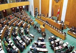Gözlük ile yüzük' Avusturya'da 'soru'n oldu