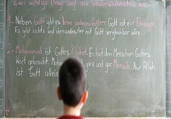Din dersleri, İslam'a karşı önyargı ve korkuları yok edecek