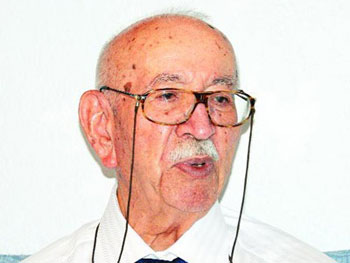 Said Nursi'nin mezarı için o bakanlığa bakın