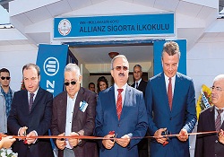 Allianz Sigorta'dan Van'a sağlıkevi ve ilkokul