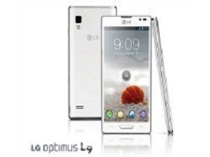 LG yeni telefonunu tanıttı