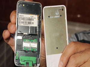 İnternetten iPhone aldı, kutusundan maket çıktı