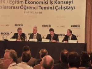 DEİK, 2015'e kadar 100 bin uluslararası öğrenciyi Türkiye'ye çekecek