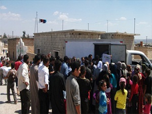 Türk yardım ekipleri Halep'te yardım dağıttı