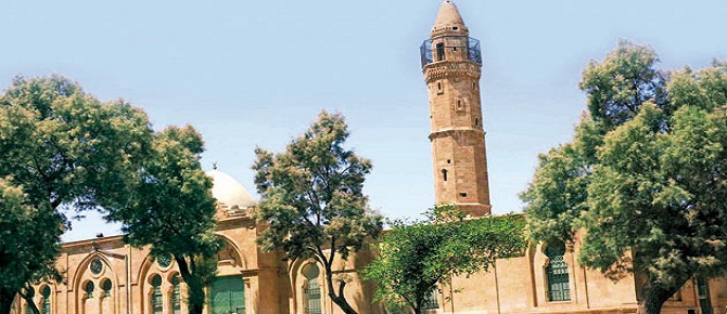İsrail, camide içki festivalinden vazgeçti
