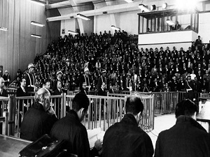 İstanbul Barosu, avukatlara DP'lileri savunma yasağı koymuş