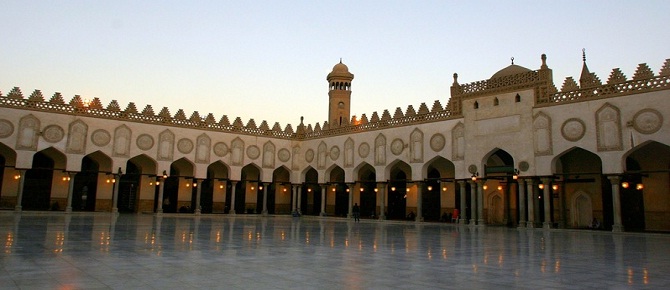 El Ezher’de insan hakları dersi