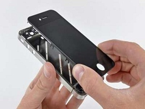 Apple Samsung'u bırakıyor