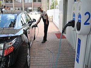 Bakan Ergün'den elektrikli araç önerisi