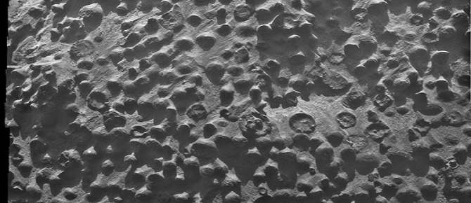 Mars’ta esrarengiz küreler keşfedildi