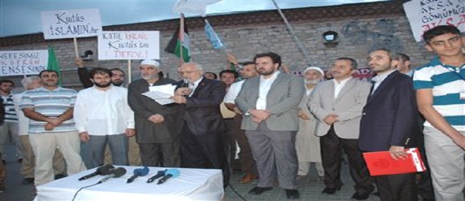 İsrail mescitleri çiğneyerek mesaj veriyor