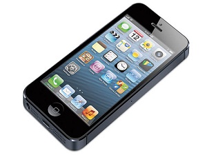 iPhone 5'e ilk gün sipariş rekoru