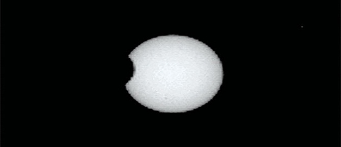 Güneş tutulması Mars'ta böyle görünüyor