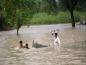Muson Yağmurları 200 Can Aldı