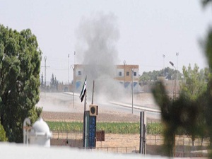 Esed Şanlıurfa sınırını bombardımana tuttu