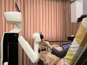 Yalnız yaşayan yaşlı ve engellilerin en büyük yardımcısı olacak