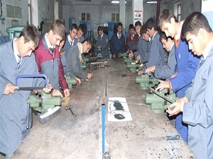Meslek yüksek okulların ihtiyacı karşılamıyor