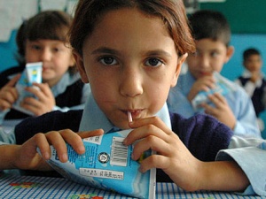 Türkiye’de çocukların %70’i düzenli olarak süt içmiyor!