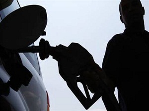 Dünyanın en pahalı benzini Türkiye’de