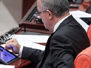 Milletvekillerine Ücretsiz SMS Dönemi