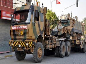 Suriye sınırında askeri araç hareketliliği
