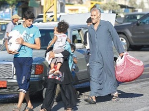 300 bin Suriyeli şiddetten kaçtı