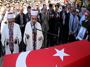 Mardin'de polise silahlı saldırı: 1 şehit