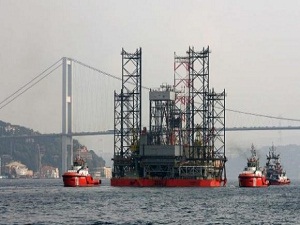 Dev Platform Boğazdan Geçti