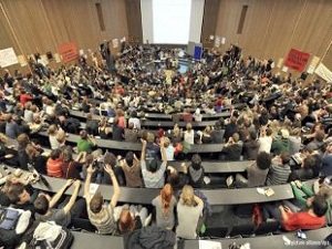 Burs ve kredi başvuruları başladı