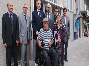 Din görevlilerinden engelli aracı