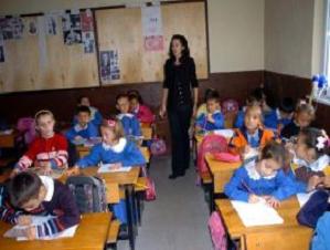 Ücretli Öğretmenle 2 Hafta Gecikmeli Eğitim