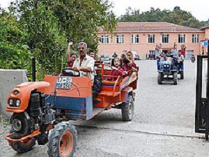 Patpatlı taşımalı eğitim sistemi