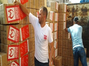 Doktorlar, Suriye halkının yaralarını sarıyor