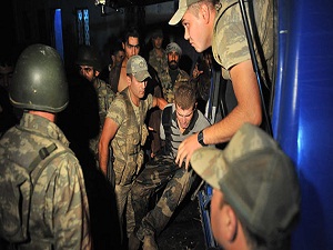 Türkiye sınırını geçen 11 Suriye ordusu askeri gözaltına alındı