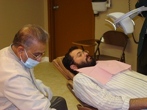 Manchesterlı Müslümanlardan ücretsiz sağlık hizmeti