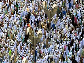 Kabe'de sabah namazı coşkusu