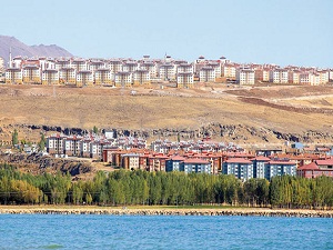 Türkiye el uzattı, depremin birinci yılında Van ayağa kalktı