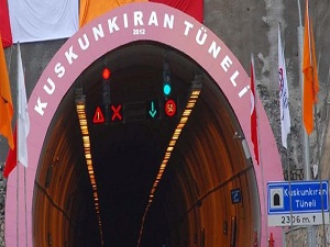 Doğu'nun en büyük tüneli hizmete açıldı