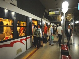İzmir metrosunun yüzde 95'i bitti