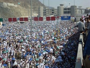 Hacılar ilk gün şeytana 22 milyon taş attı