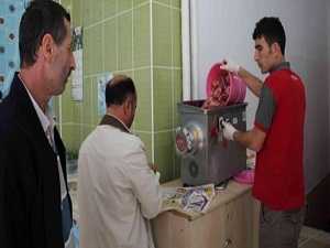 Kasaplar 4 günde 80 ton kıyma çekti
