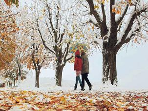 Avrupa’ya kış erken geldi her yer beyaza büründü