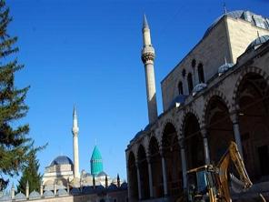Mevlana Türbesi'nin çevresine yeni çehre