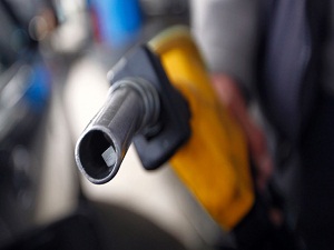 Motorin 8 kuruş ucuzladı