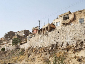 Bin yıllık, tarihi Mardin surları restore edildi