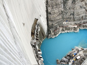 Dünyanın 6. en yüksek barajı Deriner hizmete alınıyor