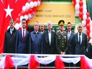 İlk kez bir alay komutanı İHL açılışına katıldı