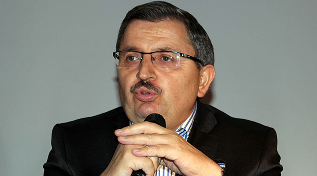 Sözleşmeli belediye çalışanına kadro umudu